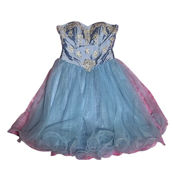 Cinderella Blue Embroidered Tulle Strapless Homecoming Dress – No Size Small - Picture 1 of 3